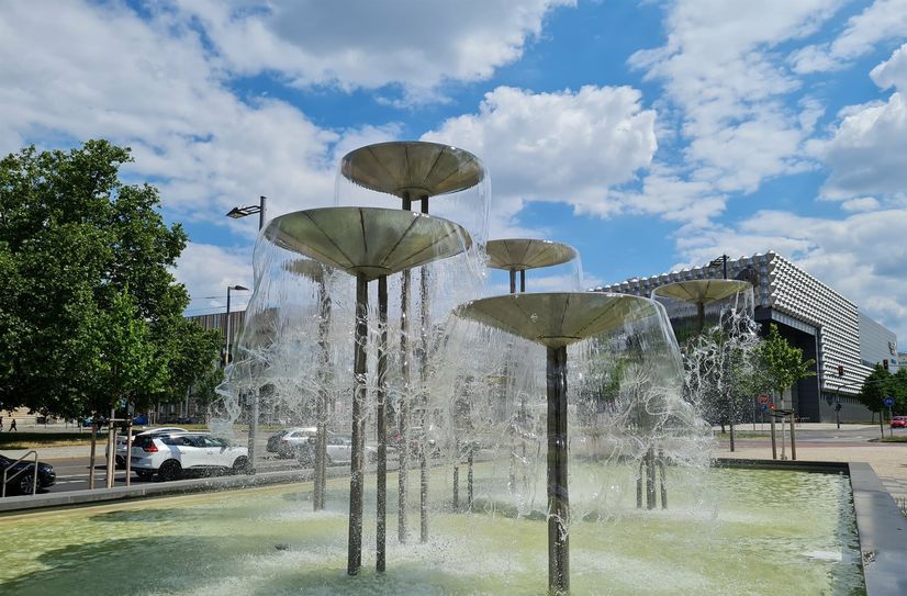 Schalenbrunnen am Dippoldiswalder Platz.