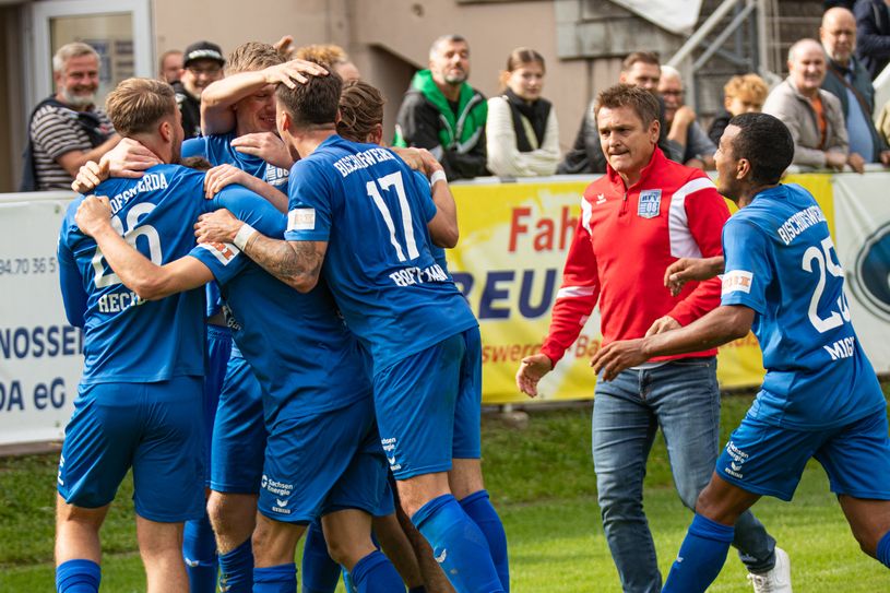 Die Schiebocker Fußballer überzeugten im heimischen Stadion mit einer souveränen Leistung.