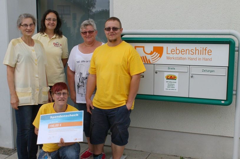 Das Team der Lebenshilfe-Werkstattäten mit Manja Bieder (2.v.l.). Foto: Johanniter
