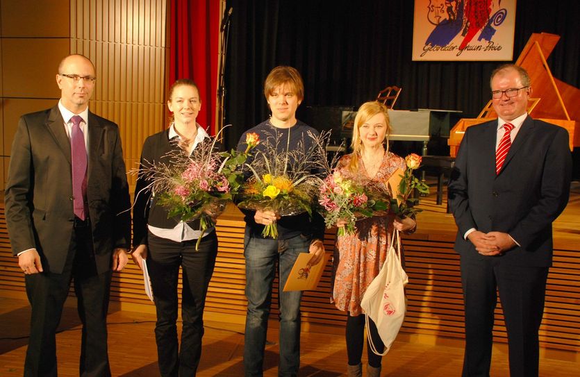 Überzeugten die Jury mit ihren Leistungen als Solisten v.l.n.r.: Neža Torkar (Slowenien) am Akkordeon, Artem Belogurov (Lettland) und Natalia Lentas (Polen) am Hammerflügel. Foto: Pressestelle Kreisverwaltung