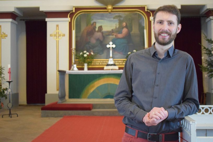 Der Pfarrer Marc Schneider (Foto) und der Pfarrer Joachim Rasch haben zum Heiligen Abend im Bischofswerdaer Land viel zu tun. Foto: spa