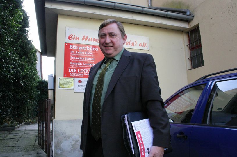 Der Wahlkreisabgeordnete André Hahn auf dem Sprung. Foto: Schramm