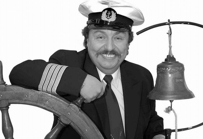Am Montag verstarb überraschend der in Cottbus lebende Musiker und Entertainer Achim Mentzel im Alter von 69 Jahren. Foto: PR
