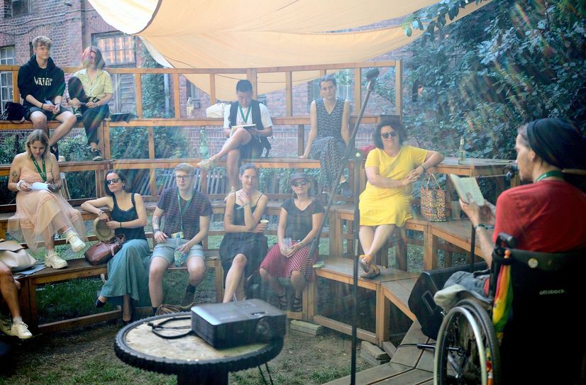 Das Fokus-Festival findet am 11. und 12. August auf dem Gelände des Soziokulturellen Zentrums Rabryka stattfindet.