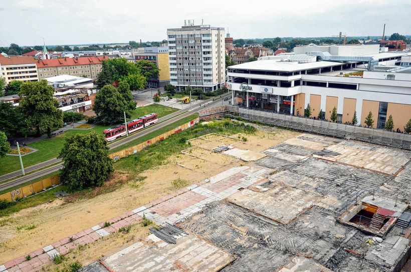 Ab 2018 soll das neue Einkaufszentrum im Herzen der Stadt Cottbus stehen. Die jahrelang klaffende Lücke in der Stadtpromenade ist dann endgültig geschlossen. Foto: Archiv / hig