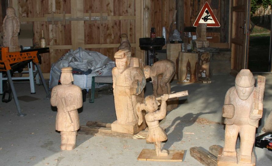 In der Werkstattscheune werden die Figuren sicher verwahrt.