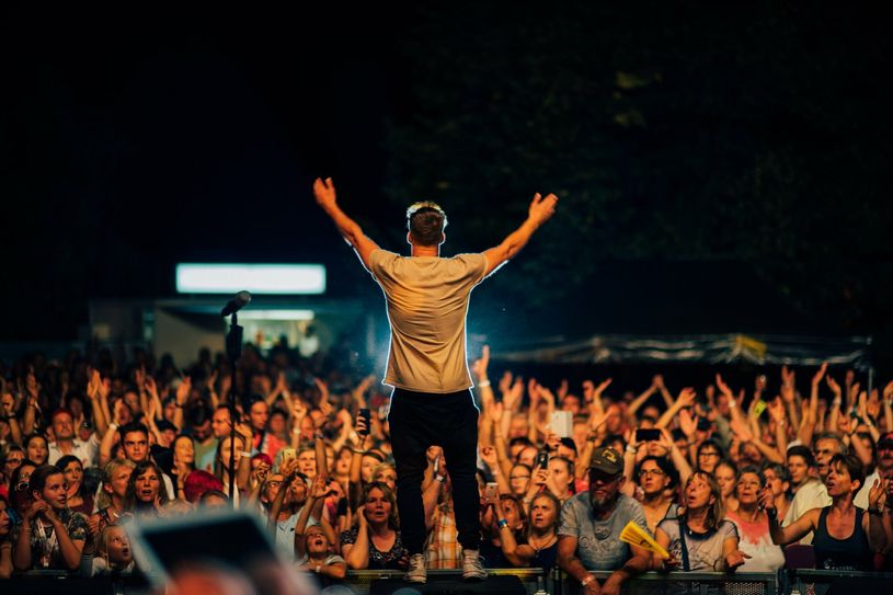 Der Lausitzer Entertainer Alexander Knappe spricht von einem "Finale". Was damit wohl gemeint ist?