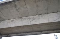 Risse im Beton