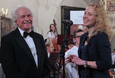 Maestro Ernesto Leo  und  Unterstützerin Johanna Zmeck (Pianistin und Musikschullehrerin).