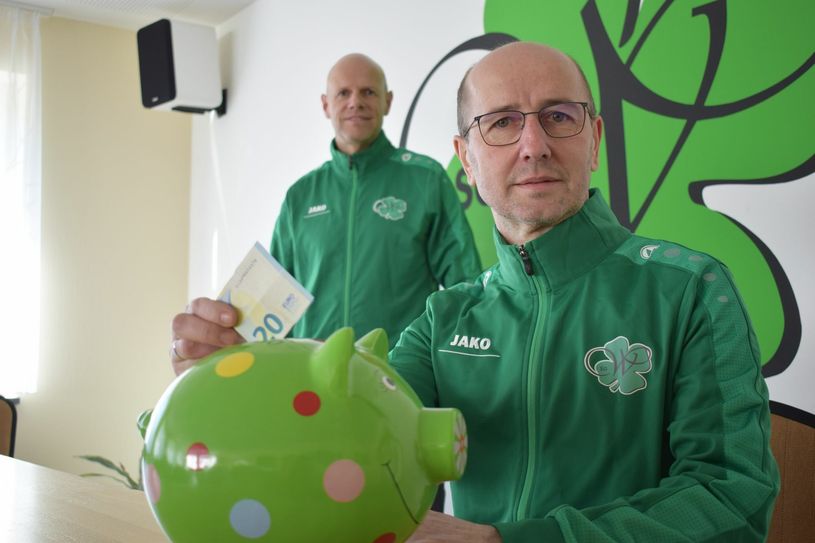 Um möglichst viele Betroffene zu unterstützen, muss das Sparschwein gefüllt werden. Foto: spa