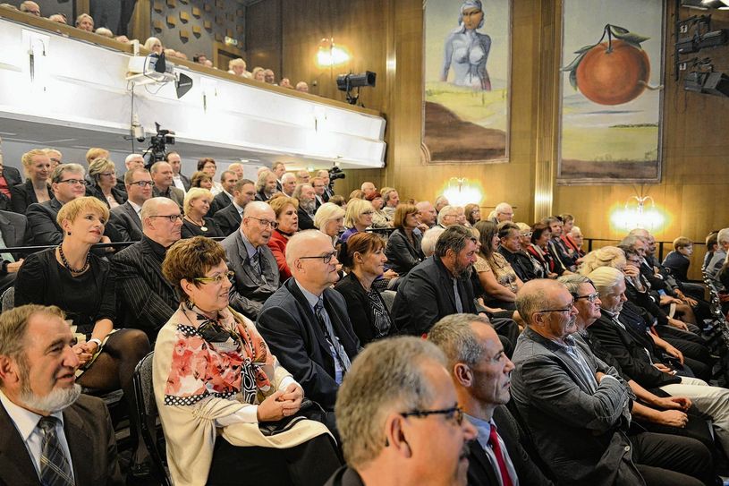 Eine Sondervorstellung für die zahlreichen Jubiläumsgäste in der „Neue Bühne“.