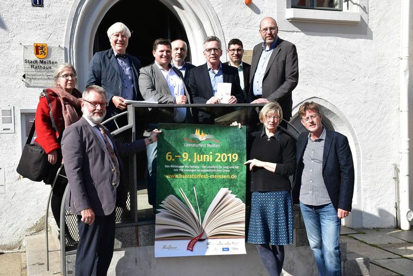 Mit dem Motto: »Lieber fliegen als kriechen« erinnert das diesjährige Literaturfest an den 200. Geburtstag von Frauenrechtlerin Louise Otto-Peters.    Foto: Trache