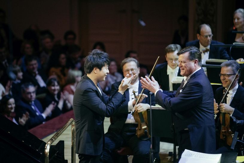 Lang Lang mit Chefdirigenten Christian Thielemann Fotos: Killing