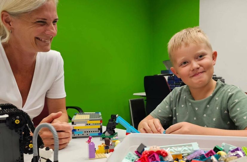 Die LEGO und Ozobots AG startet bereits jetzt für Kinder ab acht Jahren.