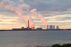 Vielfalt, Wandel, Bewahrenswertes, Natur und Industrie liegen in der Lausitz eng beieinander.