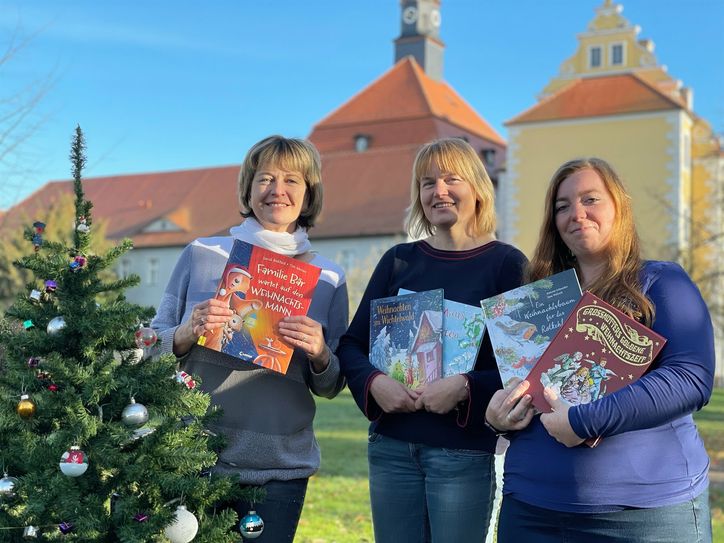 Die Stadtbibliothek Lübben lädt in der Adventszeit zu Lesungen, Bastelstunden und am 3. Adventssonntag zum „Tag der offenen Bibliothek“ ein. Alle Angebote sind kostenfrei.