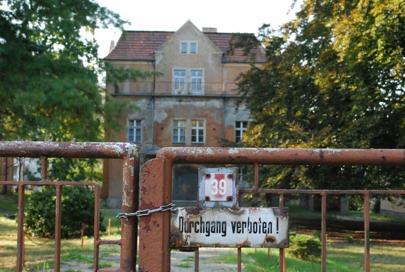 Die Villa der Glasfachschule steht seit Jahren leer, könnte aber demnächst wieder mit Leben gefüllt werden. Foto: Keil
