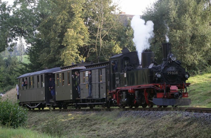 Die Schwarzbachbahn.