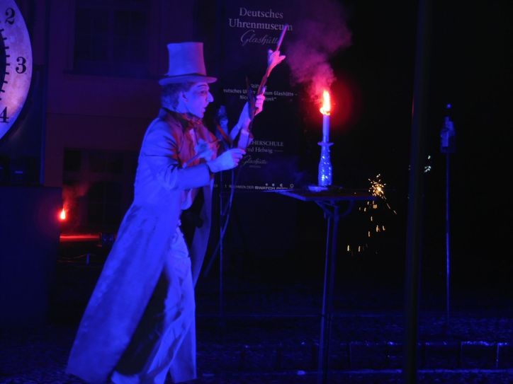 Die Feuershow zum 10. Museumsgeburtstag. Foto: Wo