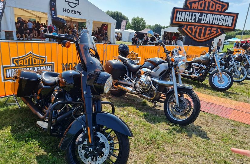 Ein Wochenende lang dreht sich in Dresden alles um die bekannteste Motorradmarke der Welt.