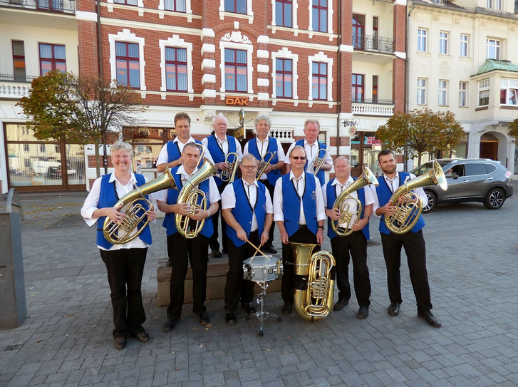 Hervorgegangen sind die Schwarzheider Musikanten 1988 aus dem Arbeitersinfonieorchester des Synthesewerkes in Schwarzheide. Foto: Klarsicht