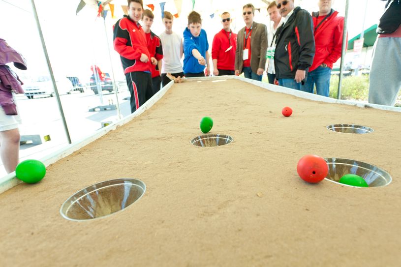 Traditionspflege zum Osterfest: das Waleien