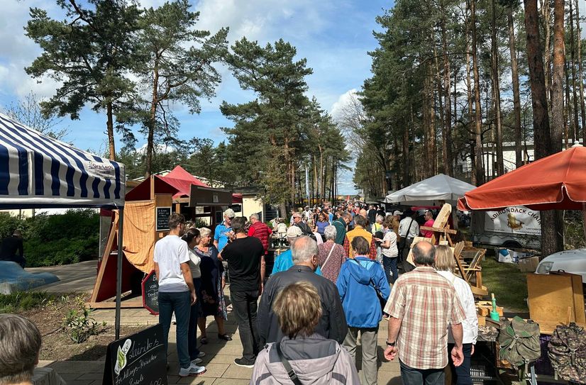 Ein voller Erfolg war auch der 2. Regionalmarkt des Landkreises am 6. April in Großkoschen.