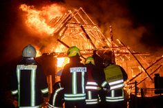 Bei einen Scheunenbrand in Birkau wurde der 65-jährige Hausbewohner verletzt. Foto: Rocci Klein