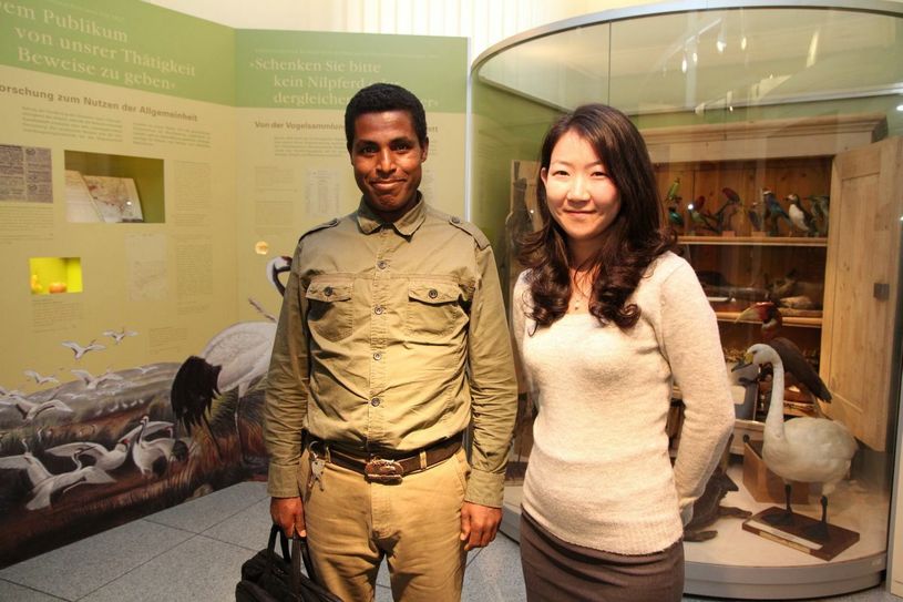 Endaweke Wendim Boggale aus Äthiopien und Oyundelger Khurelpurev aus der Mongolei studieren jetzt für in Görlitz und Zittau. Foto: Gitschmann/Senckenberg