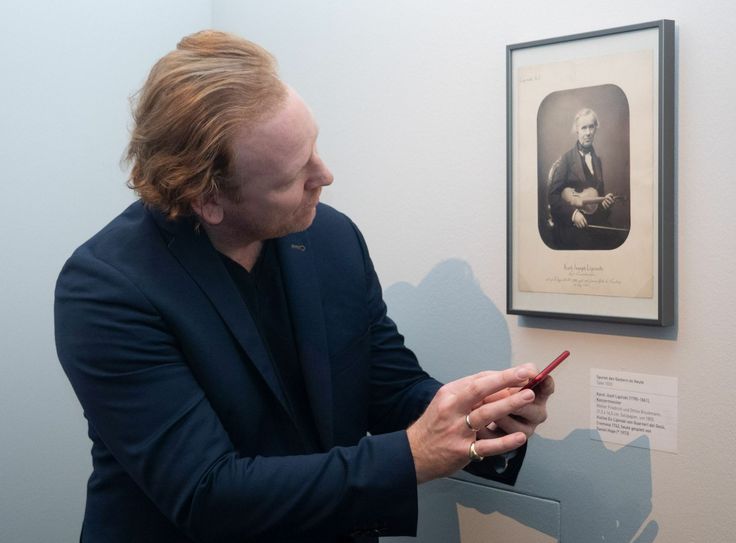Daniel Hope vergleicht …