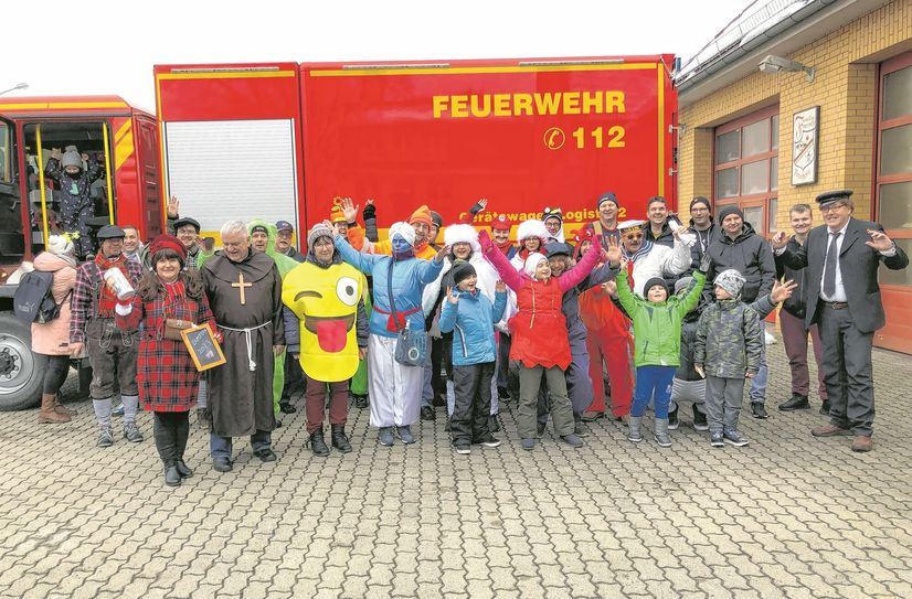 Bereits beim Zampern in Januar  zeigten sich die Narren »heiß« auf Karneval.