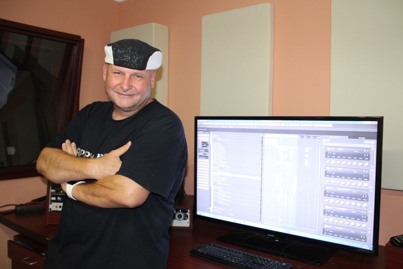 Andreas Hofmann in seinem Studio. Foto: Schramm
