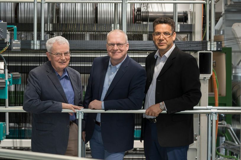 Die Professoren Manfred Curbach (Mitte), Chokri Cherif (re.) und Peter Offermann (li.) der TU Dresden. Foto: Ansgar Pudenz/Deutscher Zukunftspreis