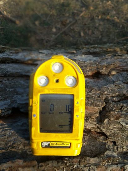Messgerät: Die Werte für Schwefeldioxide sind bedenklich hoch. Foto: Blaulichtreporter