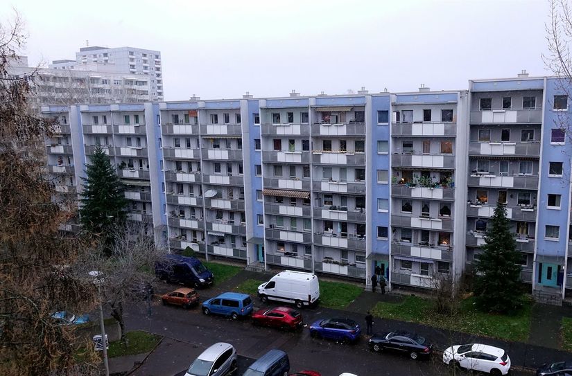 In diesem Wohnhaus in Dresden-Prohlis starb die 62-Jährige.