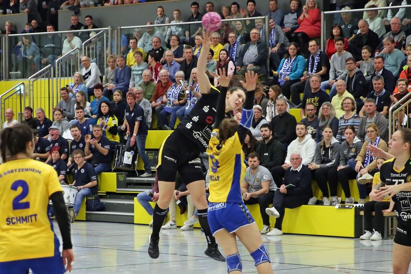Sonia Siemko beim Sprungwurf  Foto: Heiko Nühse