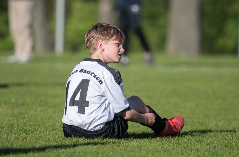 Fußballfans aufgepasst: Die FSV Budissa Bautzen sucht Unterstützung – unter anderem beim Training im Nachwuchsbereich.