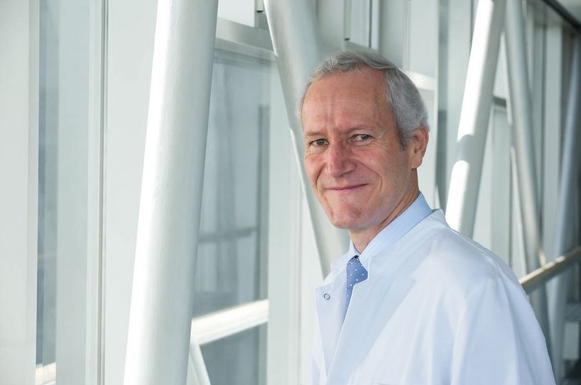 Zum Herzseminar können Interessierte Dr. med. Jörg Patzschke ein letztes Mal ihre Fragen stellen.