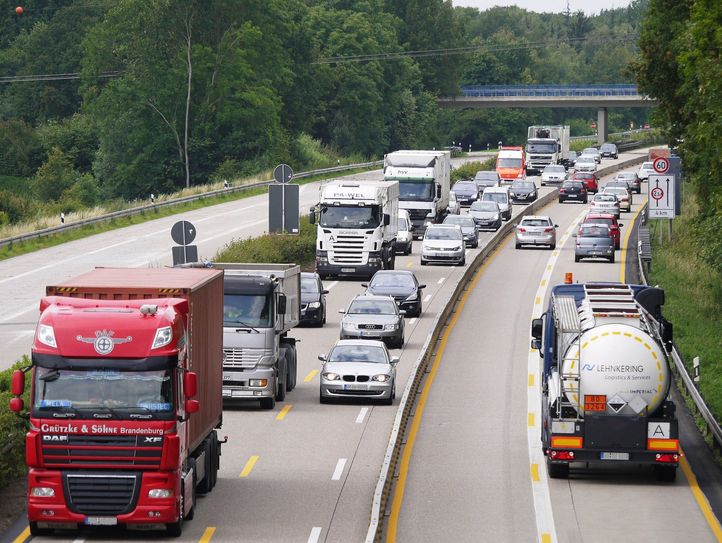 Den Ausbau der A4 fordern viele Oberlausitzer Politiker. Nun wurde über mögliche Übergangslösungen und Verkehrsentlastungen in Berlin gesprochen.