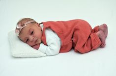 Baby Martha ist das erste Jubiläumsbaby des Helios Klinikums Pirna in 2025.