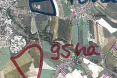 Bisher landwirtschaftlich genutzte Flächen zwischen Radeberg und Arnsdorf sollen Gewerbegebiet werden. Darüber werden nun die Bürger abstimmen.