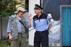 Ein aufgebrachter Angler erzählt dem Bürgerpolizisten Priemel, dass sich in der Spree merkwürdige Dinge abspielen.