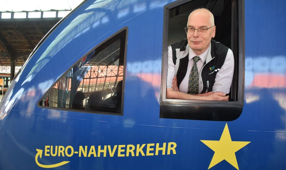Eine Premiere für Tobias Nicht, der seit 14 Jahren für die Ostdeutschen Eisenbahn GmbH (ODEG) auf dem Schienennetz unterwegs ist.