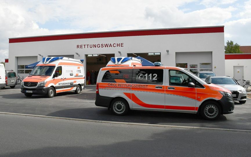 An der Berliner Straße 68 in Sichtweite zur B 101 in der Kurstadt Bad Liebenwerda entstand eine neue Rettungswache des Landkreises Elbe-Elster, die den organisatorischen Ablauf des Rettungsdienstes optimiert. Foto: Pressestelle Kreisverwaltung/Torsten Hoffgaard