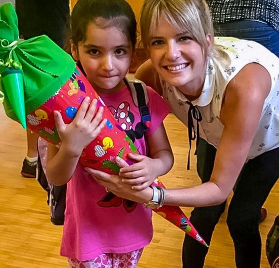 Glückliche Gesichter bei den Schulanfängern über die Ranzen.  Foto: PR