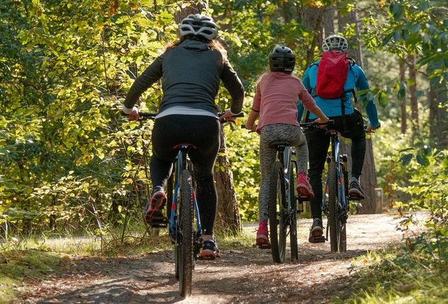 Radfahren in der Natur.