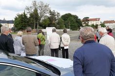 Bei zahlreichen Vorortterminen - hier im Mai 2020 - wurde auch der Bürgerschaft das Edeka-Bauprojekt vorgestellt und diskutiert.
