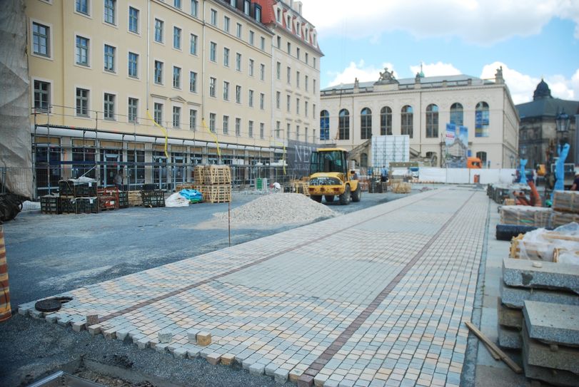 Jede der vier Gehbahnen ist 58,5 Meter lang