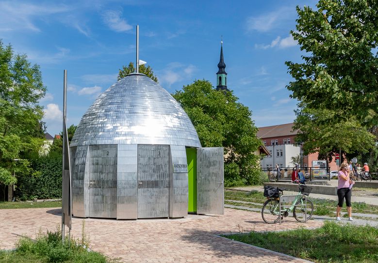 Ein Radschober in der Poststraße in Lübbenau. Foto: Peter Becker