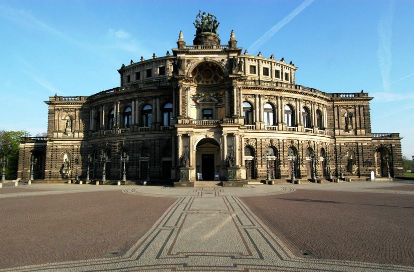 Auch auf dem Theaterplatz soll am Montag eine Kundgebung stattfinden. Foto: Archiv